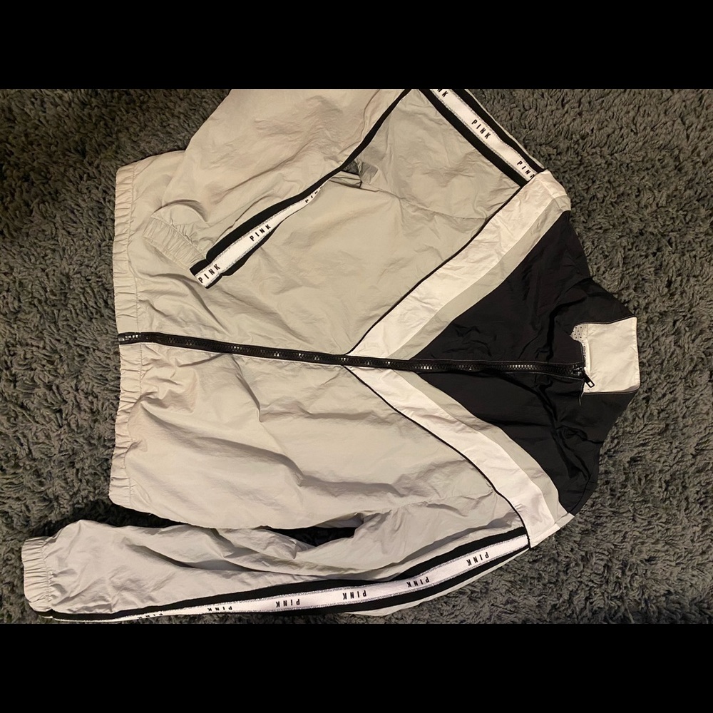 PINK wind breaker